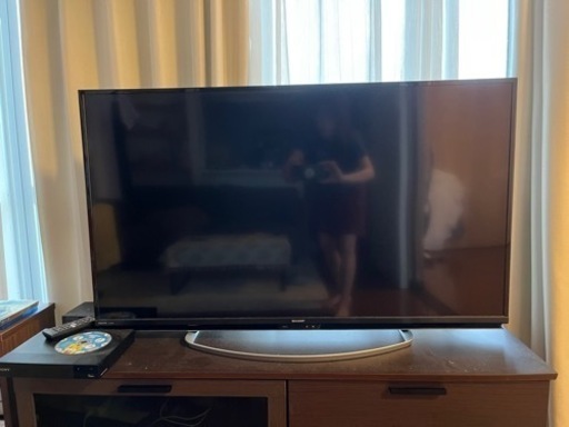 液晶テレビ