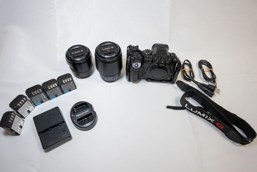 Panasonic DC-GH5デジタルカメラ、レンズ２つ＋GH5/GH5S専用ケージ付き