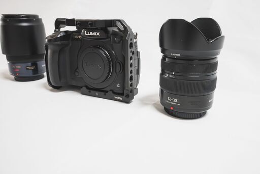 Panasonic DC-GH5デジタルカメラ、レンズ２つ＋GH5/GH5S専用ケージ付き