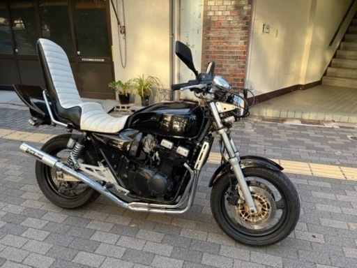 インパルスGK79a三段シート インパルスGK79A前期用 三段シート（GSX400インパルス前期 白皮