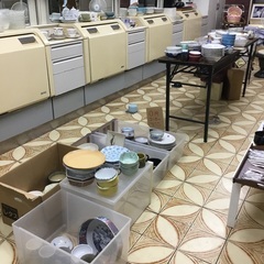 ガレッジセール開催(再掲)！！昭和レトロな　食器　茶碗　グラス類...