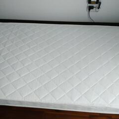 美品セミダブルサイズマットレス