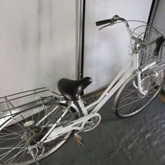 C974☆限定特価☆ 中古自転車 【27インチ 軽快車 ホワイト 6段 LEDオート