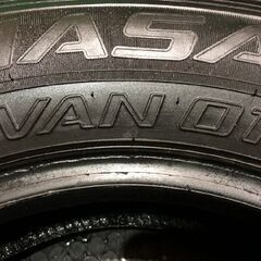 DUNLOP ENASAVE VAN01 195/80R15 107/105L LT 15インチ 夏タイヤ 4本 21年