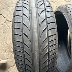 225 35 19      245 35 19   16年