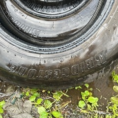 215 85 16 LTブリジストン 18年 6本