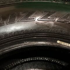 BS BLIZZAK W979 225/70R16 117/115L LT 16インチ ライトトラック用 
