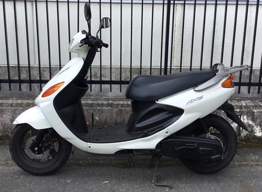 ＜希少車＞YAMAHA・グランドアクシス100・2スト・SB06J ホワイト　新品交換部品多数の超お得品！お掃除済でピカピカです♪
