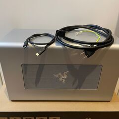 Razer Core X - Mercury White 外付けGPU(eGPU)BOX ThunderBolt 3 650W
