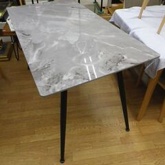 極美品！！4人掛けダイニングセット グレー系 大理石調天板 テーブル幅130㎝ チェア×4脚 モダン 食卓セット　西岡店　　 