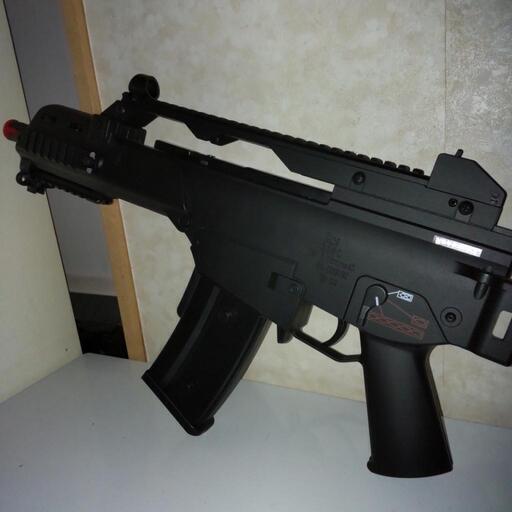 ほぼ新品 ◆ H＆K  G36C ドイツ軍model 電動ガン マシンガン