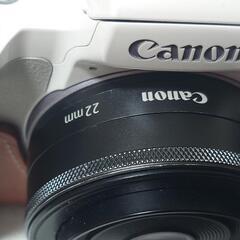 《手渡限定》キャノン EOS kissM 初心者向ミラーレス