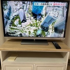 32型TV  TV台/外付けHDD付き‼️