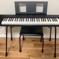 YAMAHA 電子ピアノ (本体+スタンド+譜面台+椅子+ペダル...
