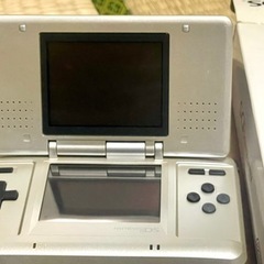 懐かし！NintendoDS 本体に脳トレソフト付き！