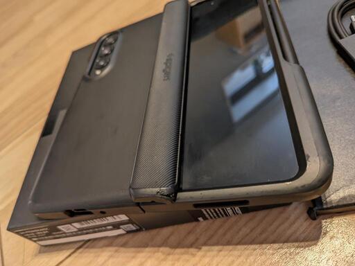 美中古 Galaxy Z Fold4 黒、256G ケース、ペン付、simフリー