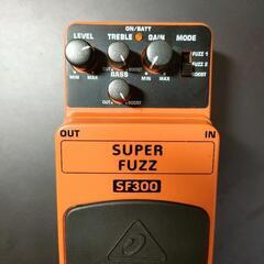 BEHRINGER  SF300 Super Fuzz