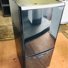 福岡市内配送設置無料　パナソニック Panasonic NR-B145WX-K [冷蔵庫 (138L・右開き） 2ドア ブラック]