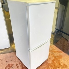 配送可能 シャープ SHARP SJ-D14B-W [冷蔵庫(137L・つけかえどっちも