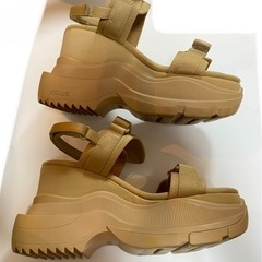 yello 完売品 スニーカーサンダル ダブルソール ベージュ イエロ yello 完売品 スニーカーサンダル ダブルソール ベージュ イエロ