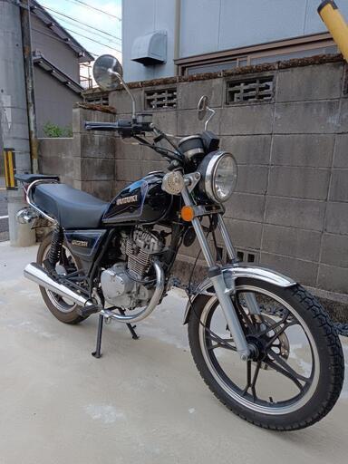 【値下げ】スズキ　ＧＮ125Ｈ　パーツ付き