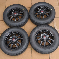 軽トラック用タイヤ・ホイールセット４本　ホイールナット16個付き