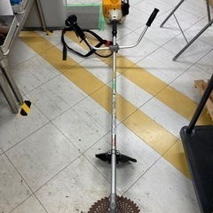 中古品 □ RYOBI 草刈り機 EKK-2620 □ M □ ...