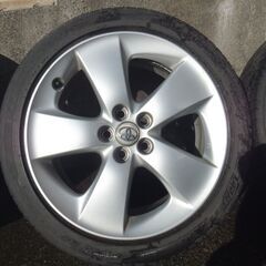 30ﾌﾟﾘｳｽ　ZVW30　純正アルミセット4本