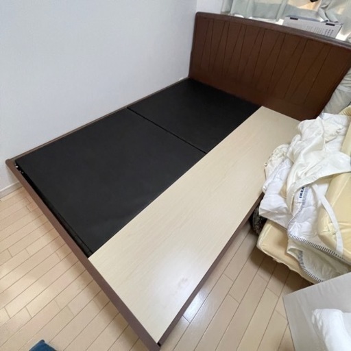 ◆ ダブルサイズ！ 木製ベッドフレーム 引き出し収納付き ◆