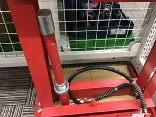 エコツール笠寺店】アストロプロダクツ4トン油圧プレス AP060137