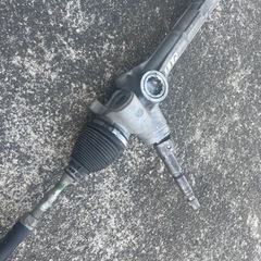 30プリウス用ステアリングギアボックス ラックアンドピニオン 中古
