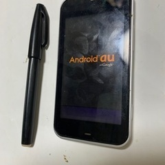 AU IS03 SHARP スマートフォン　ホワイト