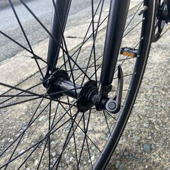 美品/人気　クロスバイク　700 x 28C　シマノ6段ギア　マットブラック