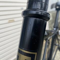 美品/人気　クロスバイク　700 x 28C　シマノ6段ギア　マットブラック