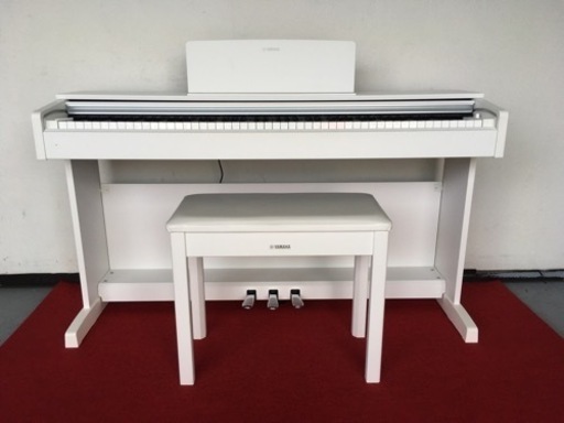 e121 YAMAHA ARIUS YDP-143WH 2018年製　電子ピアノ　ヤマハ　アリウス