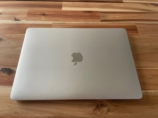 Macbook air 2020 M1モデル　13インチ