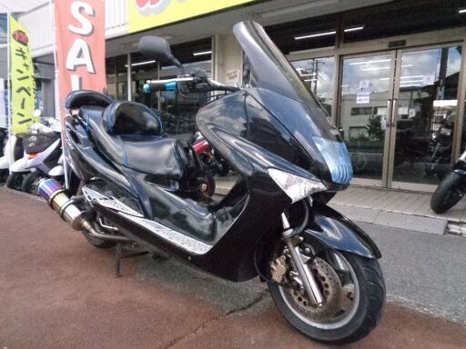 NO.4759　マジェスティ１２５　フューエルインジェクション車　水冷４サイクルエンジン　カスタムマフラー　ブラック　☆彡