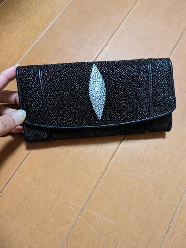 スティングレイの長財布　中古品