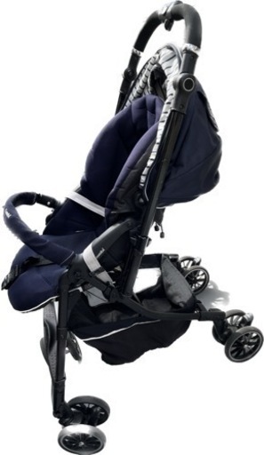 Combi ベビーカー ネイビー/グレー Combiベビーカー 色：ネイビー 使用期間：半年程