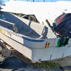 和船19フィート2スト18馬力エンジン付き現役バリバリ