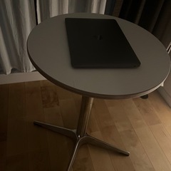 丸テーブル　直径50cm