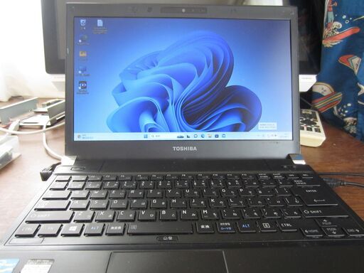 Win 11搭載 13.3型ノートPC　東芝　Dynabook R732/E26HBを売ります。