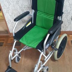 ジモティ来店特価!!　車椅子　ケアテックジャパン　グリーン　　J-1152 ジモティ来店特価!! 車椅子 ケアテックジャパン グリーン J-1152