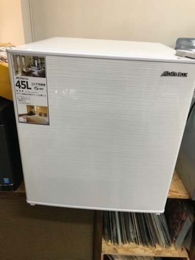 アビテラックス 45L 冷蔵庫 2021年製 AR-45KS