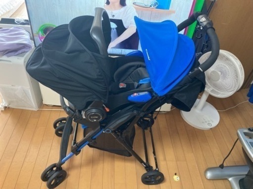 コンビf2トラベルチャイルドシート付きベビーカー