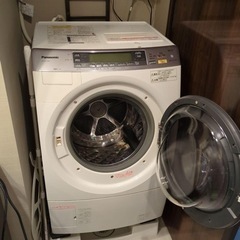 ⚠️期間限定 ドラム式電気乾燥洗濯機 Panasonic NA-VX7200R-W 2012年式