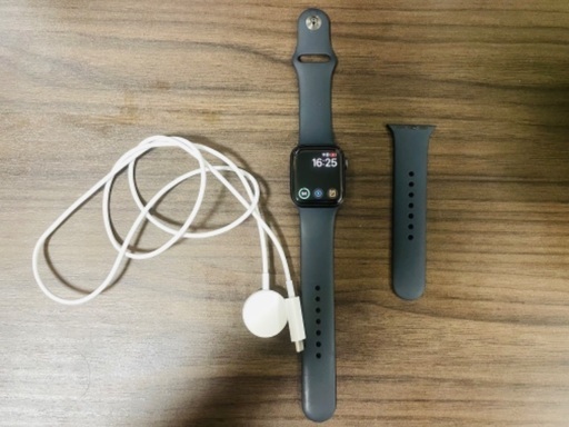 Apple Watch SE 40mm（GPS）