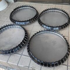 おしゃれな　ムーンアイタイプ　メッキホイルキャップ　4枚　13インチ