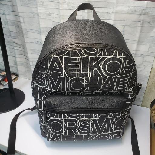 美品　マイケル・コースリュックサック