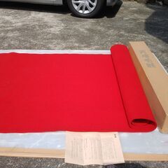 値下げ。格安中古未使用・短期使用　茶道具。赤敷物　高級敷物ウール毛氈　天壇毛氈てんだんもうせん　ｗ約１９０ｄ９５ｈ０，５ｃｍ、赤・ウール１００％防虫加工・角丸、日本フエルト工業製　全３枚。 本格毛氈、お茶会他縁起の良い本格敷物です。　 　